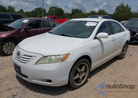 2007 Toyota Camry Le z USA, uszkodzony, nr VIN 4T1BE46K57U631593